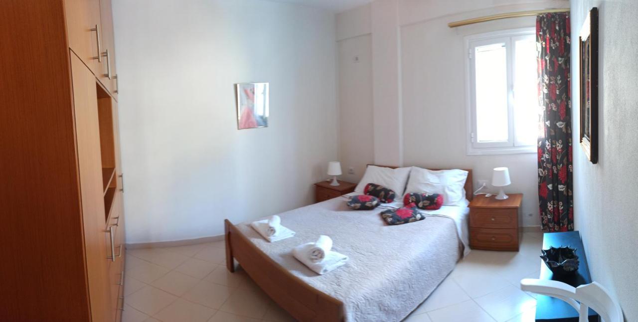 Achilles Apartments Sarandë Esterno foto