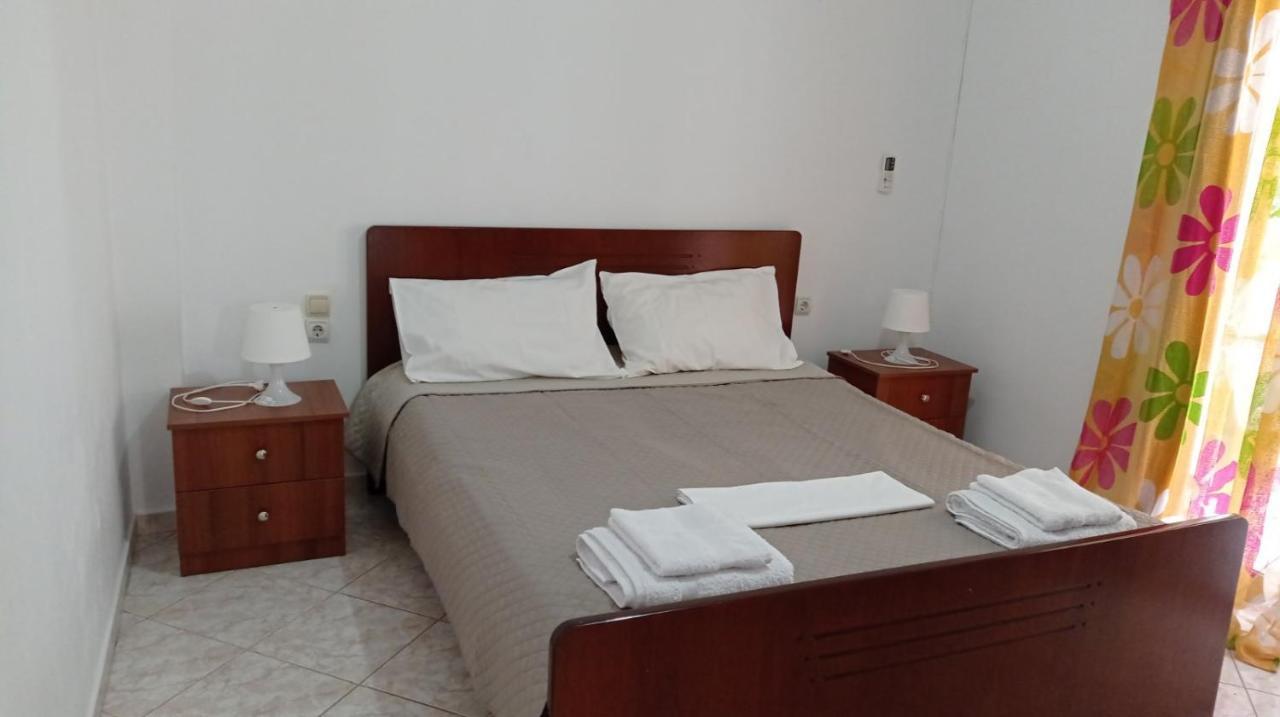 Achilles Apartments Sarandë Esterno foto