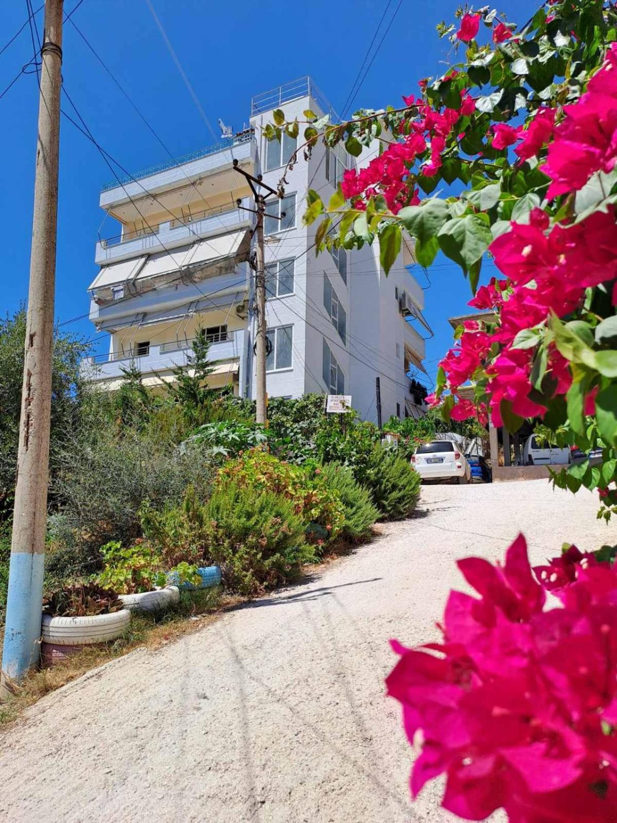 Achilles Apartments Sarandë Esterno foto