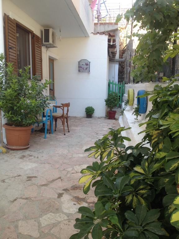 Achilles Apartments Sarandë Esterno foto