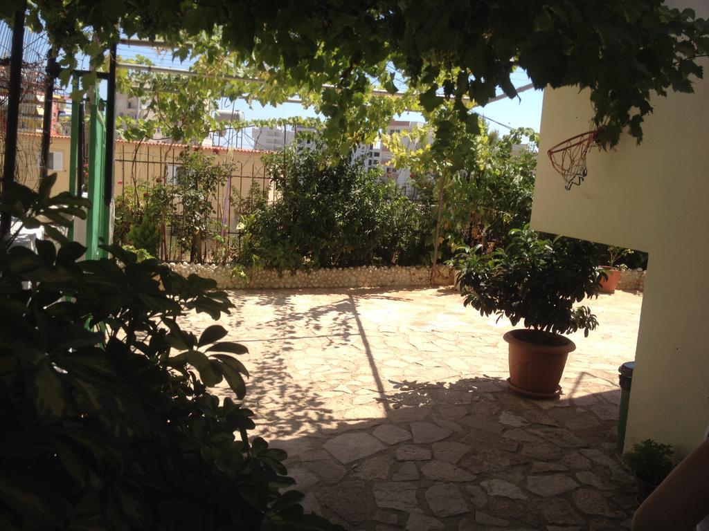 Achilles Apartments Sarandë Esterno foto