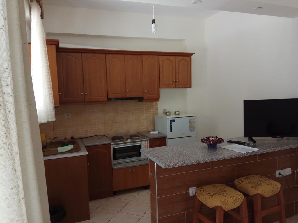 Achilles Apartments Sarandë Esterno foto