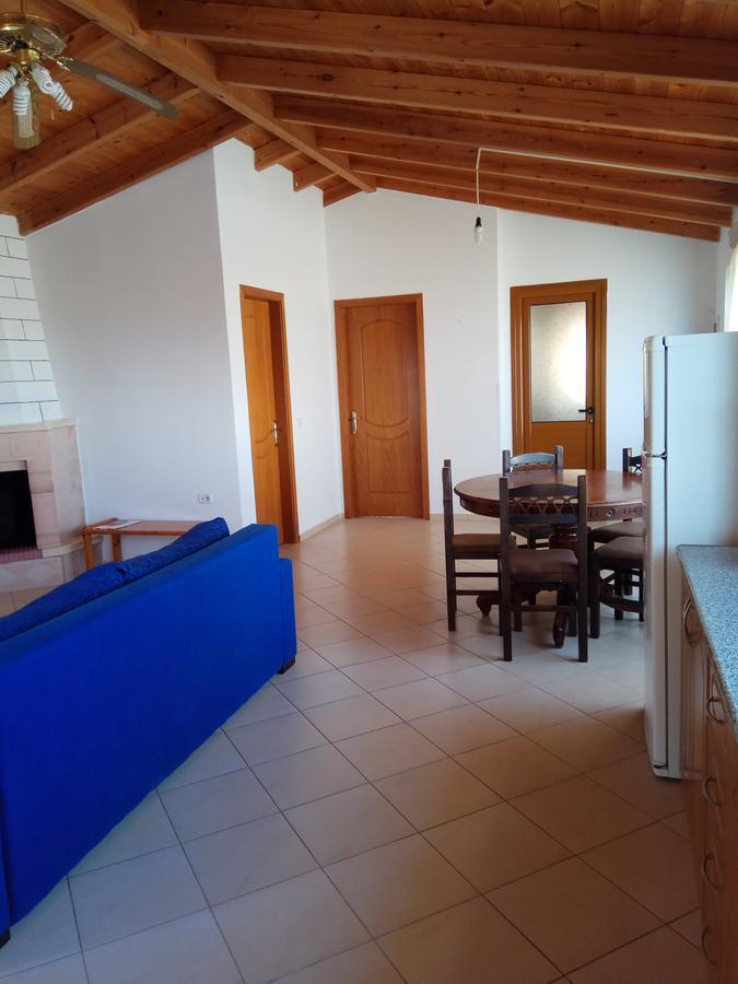 Achilles Apartments Sarandë Esterno foto