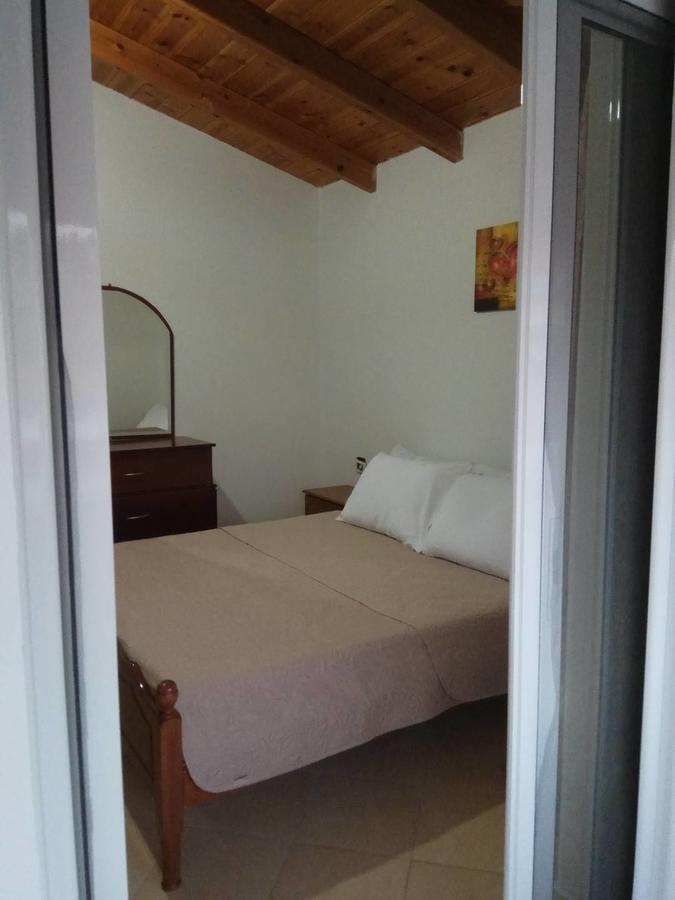 Achilles Apartments Sarandë Esterno foto